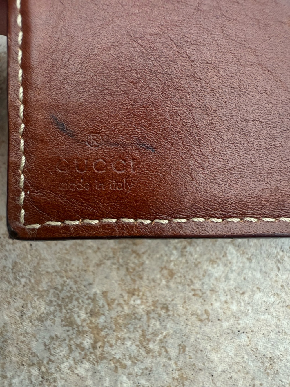 Gucci Brown Leather Men's Bifold Wallet with Gold-Tone Snap - Picture 9 of 16